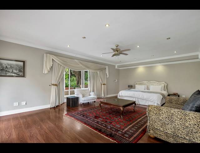 4 BEDROOM HOUSE FOR SALE IN HYDE PARK